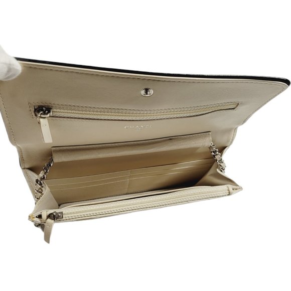 Chanel Wallet on a Chain | Cream Clutch - Picture 8 of 9